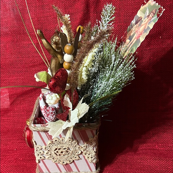 Hand Crafted Rustic VALENTINE Assemblage Primitive Home...